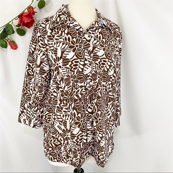Blair Tops - 💋3/$20💋 VTG Blair Button Down Shirt Brown White Floral Print
